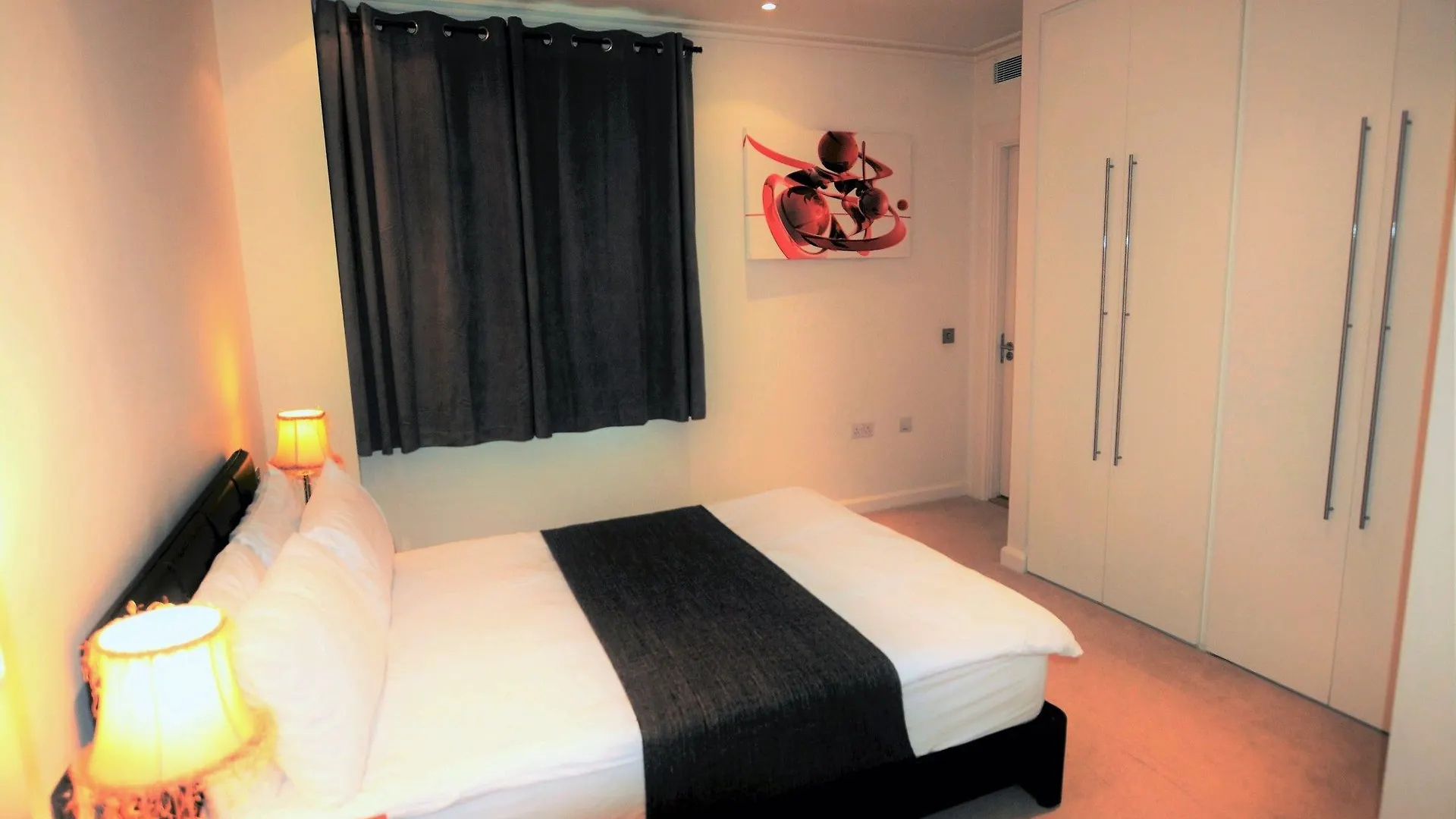 Zen Apartments - Canary Wharf Londres