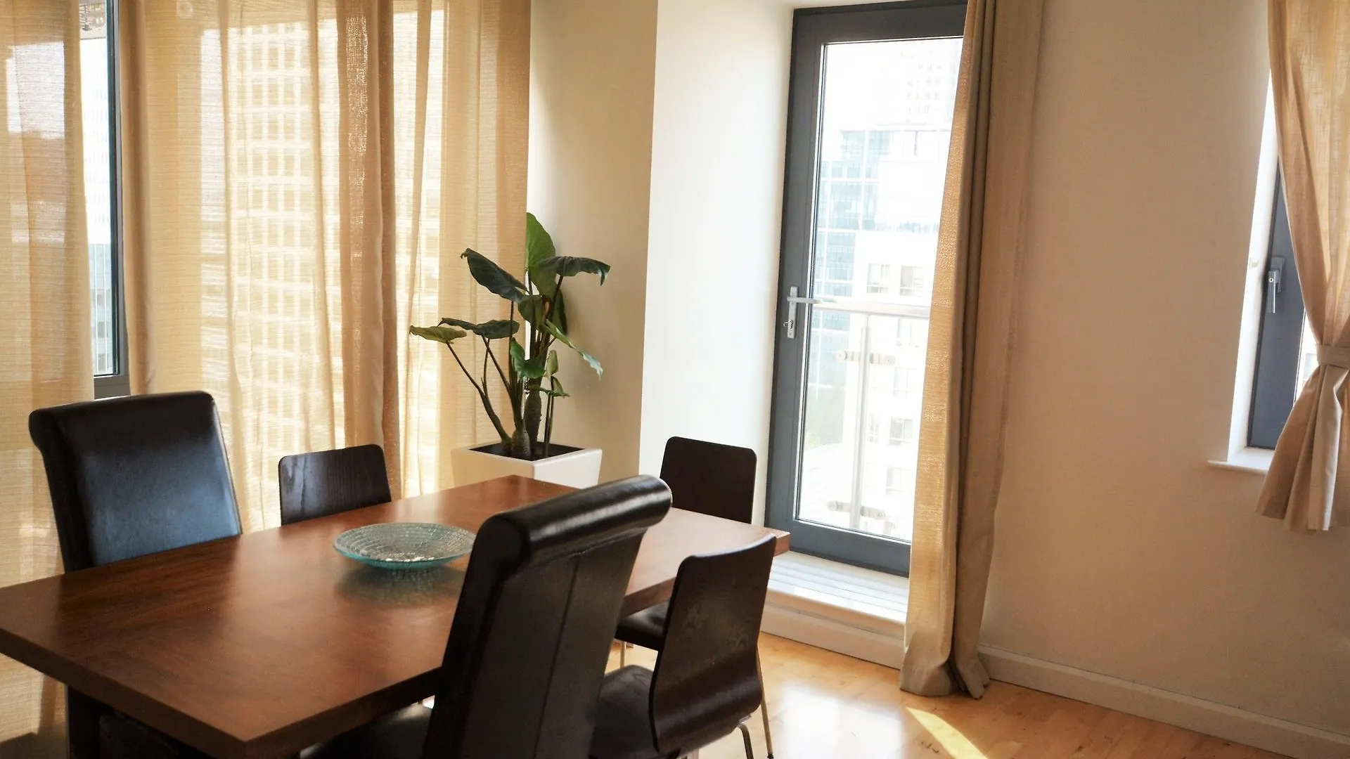 Zen Apartments - Canary Wharf Londres